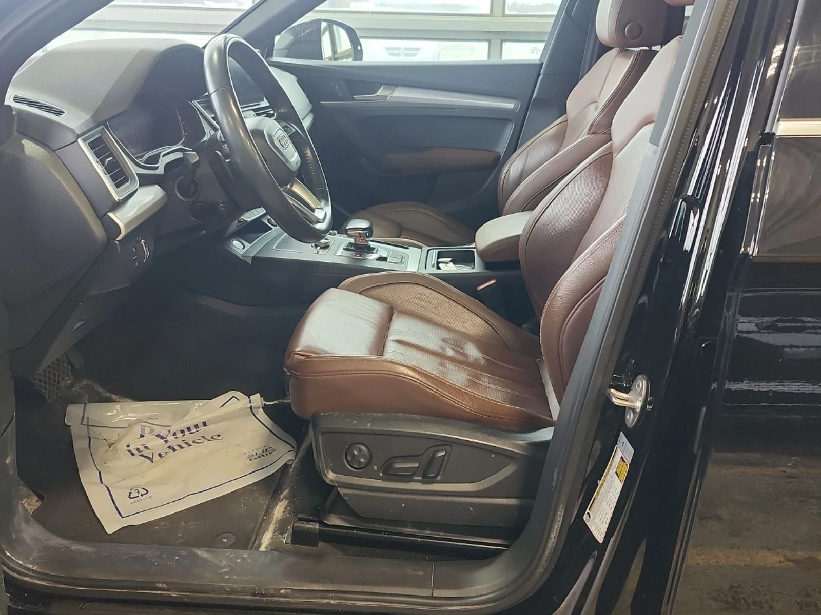 Audi Q5 PRESTIGE С РЕГИСТРАЦИЯ & АВТО КРЕДИТ, снимка 9 - Автомобили и джипове - 53890171