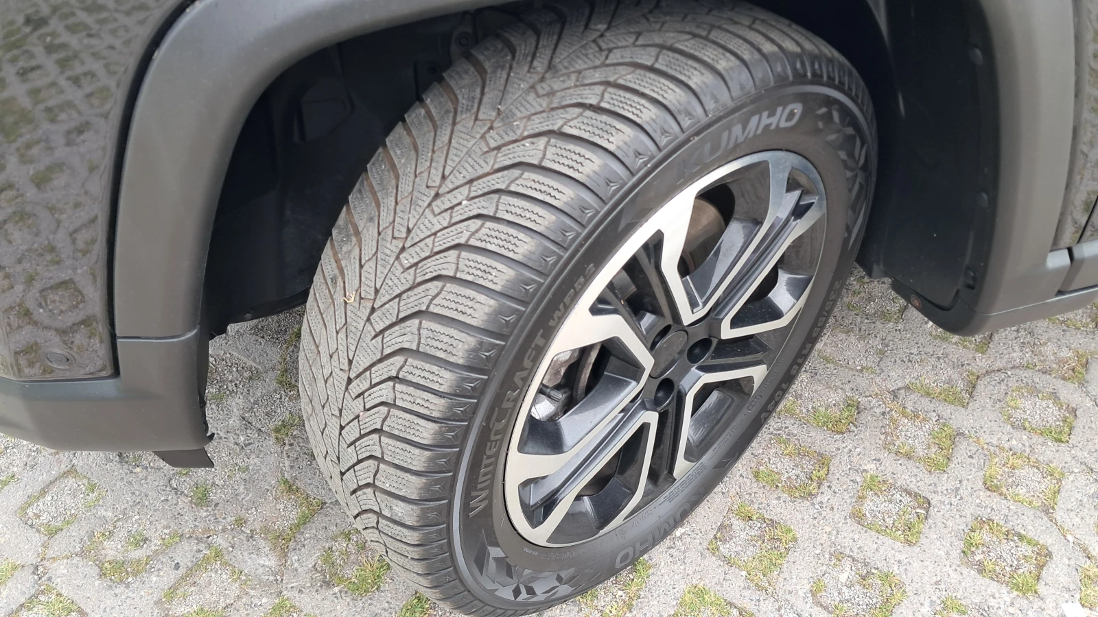 Jeep Compass 4Х4 FULL РЕАЛ КМ ИЗКЛЮЧИТЕЛН СЕРВ КНИЖ КОЖА КАМЕРА, снимка 16 - Автомобили и джипове - 54554659