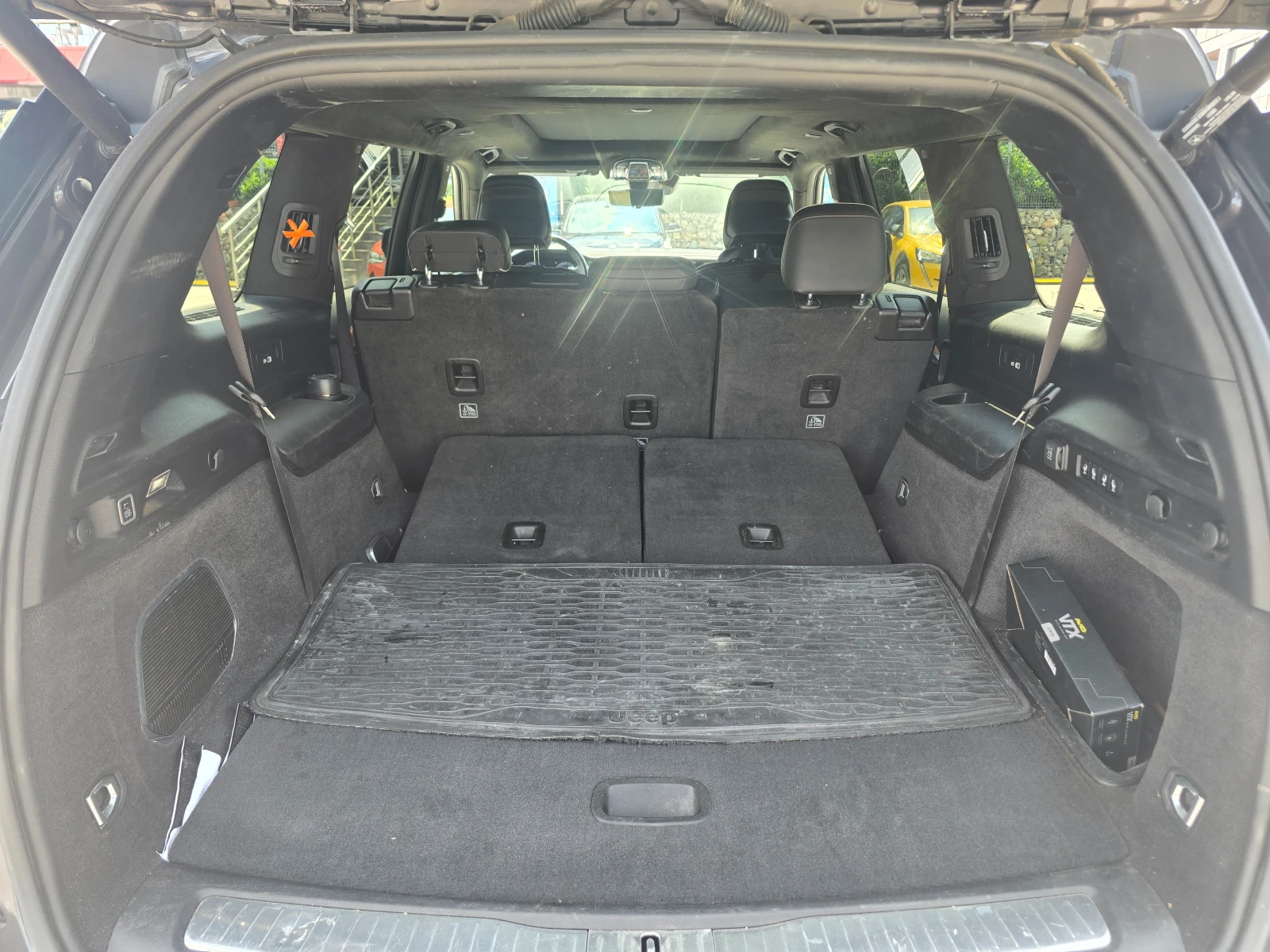 Jeep Grand cherokee L, V8, 5.7 WL SUMMIT RESERVE_ LPG, снимка 9 - Автомобили и джипове - 56214057