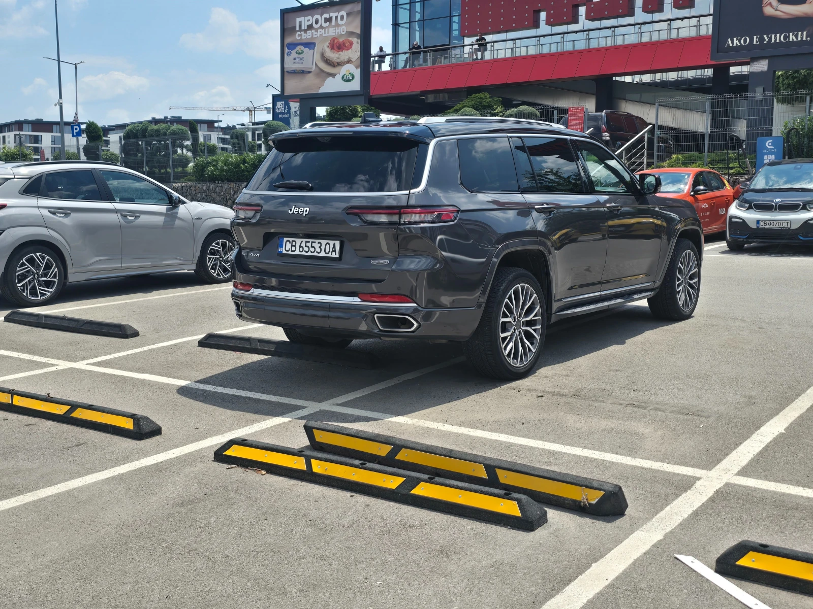 Jeep Grand cherokee L, V8, 5.7 WL SUMMIT RESERVE_ LPG, снимка 4 - Автомобили и джипове - 56214057