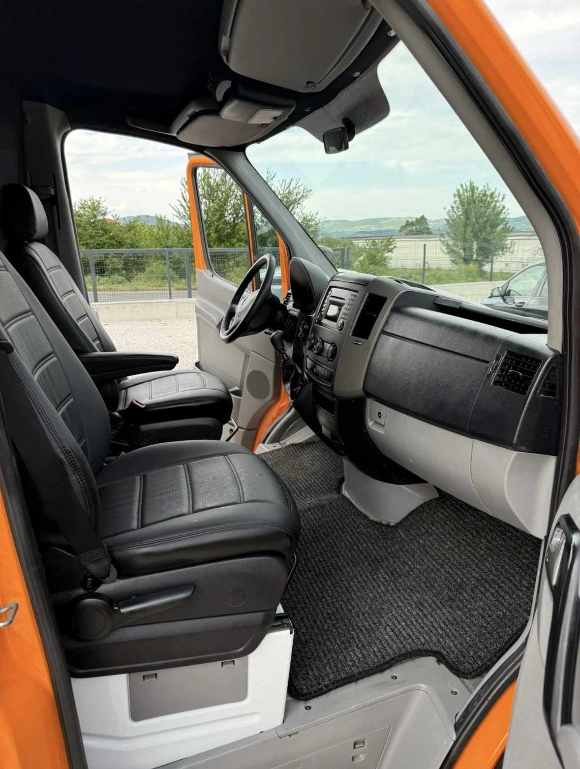 Mercedes-Benz Sprinter 318, снимка 10 - Бусове и автобуси - 54207568