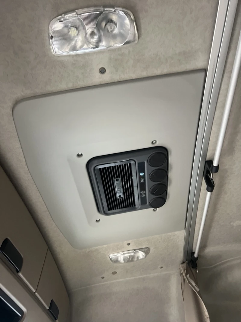 Mercedes-Benz Actros 1845 ADR, снимка 7 - Камиони - 53209665