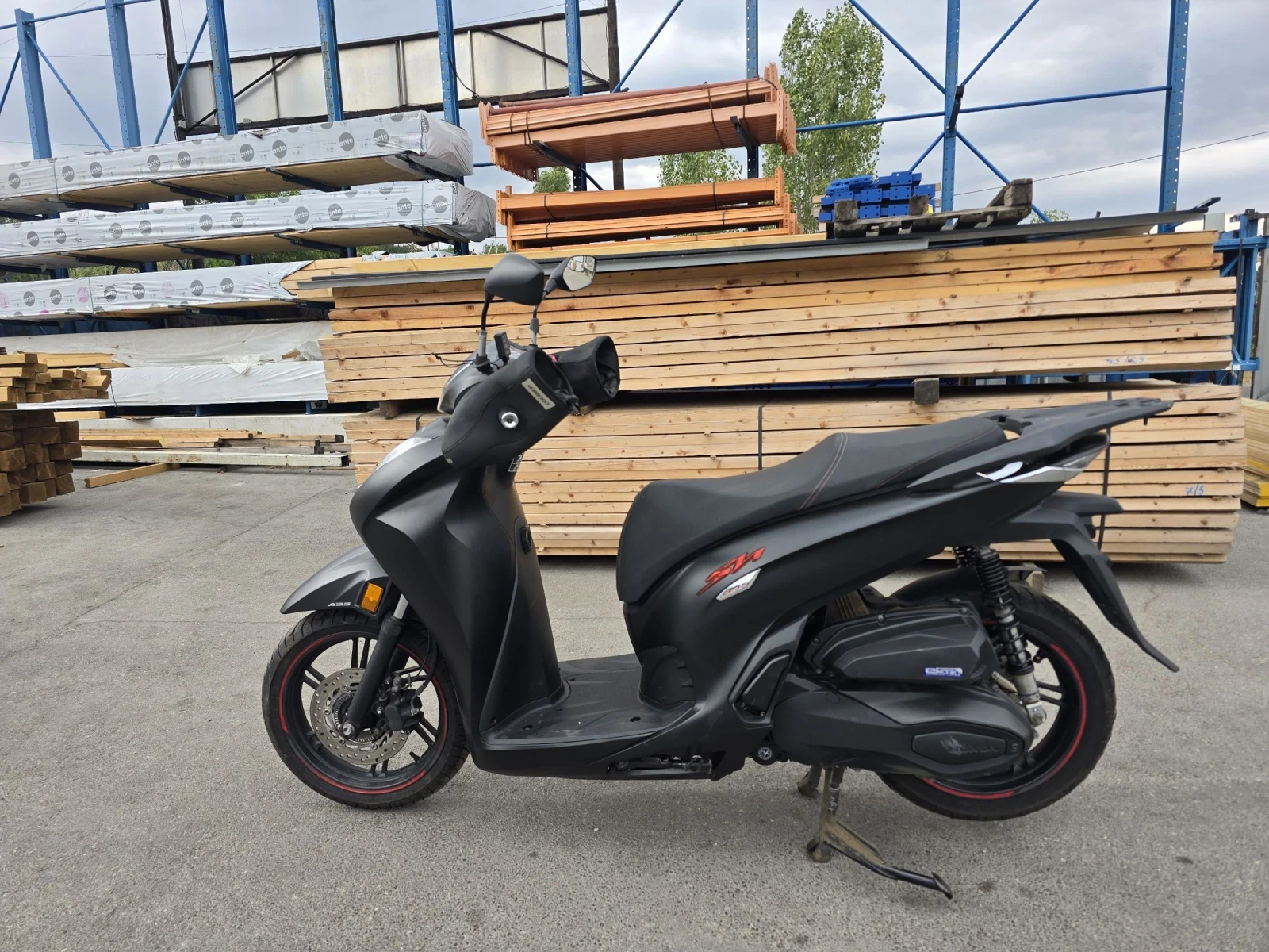 Honda Sh 350 - изображение 5