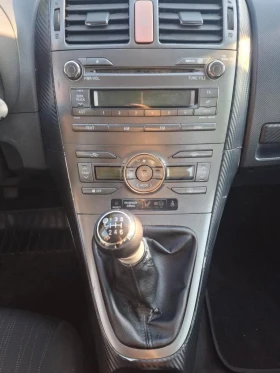 Toyota Auris, снимка 8