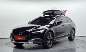 ������ Volvo V90 Cross Coun...