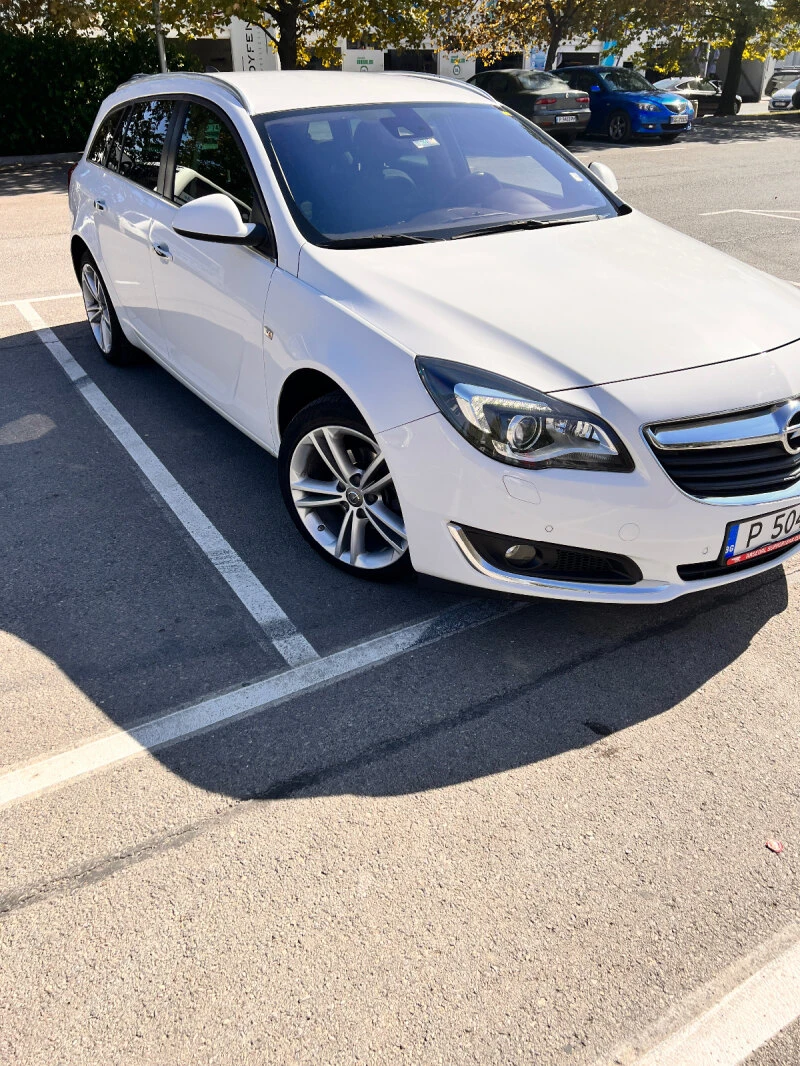 Opel Insignia Sports tourer, снимка 5 - Автомобили и джипове - 49566456