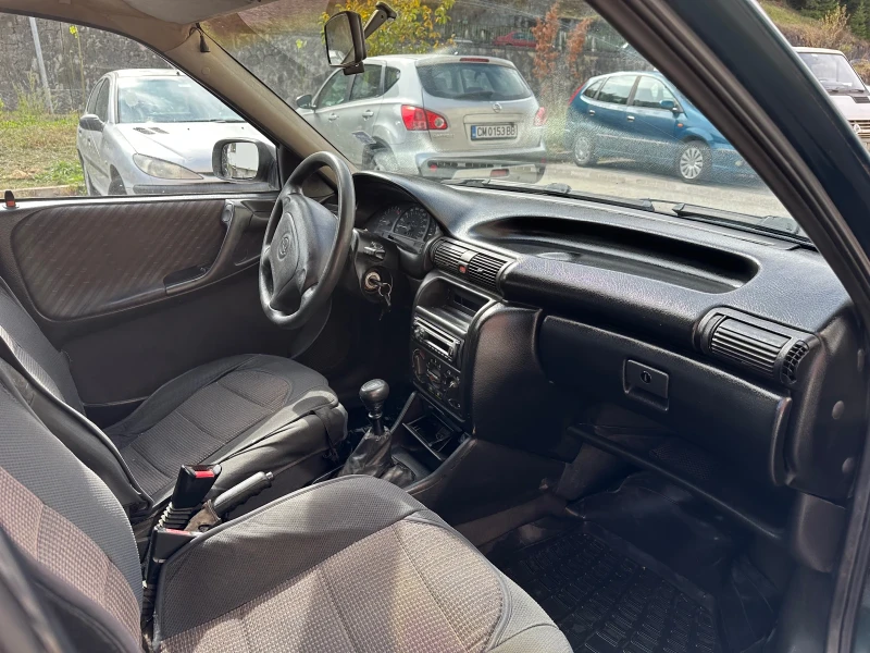 Opel Astra 1.4Si, снимка 10 - Автомобили и джипове - 48696001