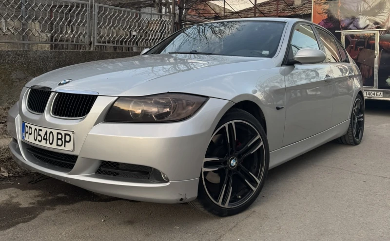 BMW 320, снимка 1 - Автомобили и джипове - 49424910