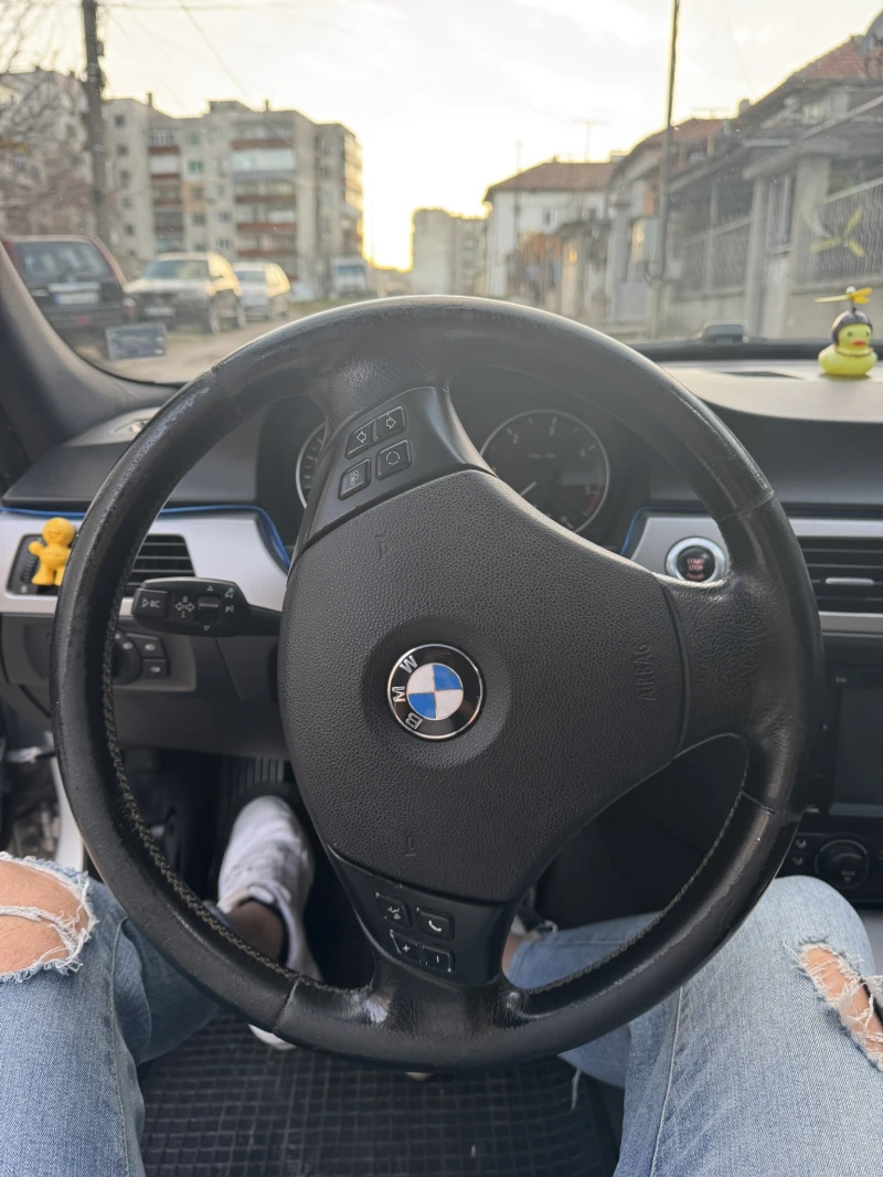 BMW 320, снимка 7 - Автомобили и джипове - 49424910