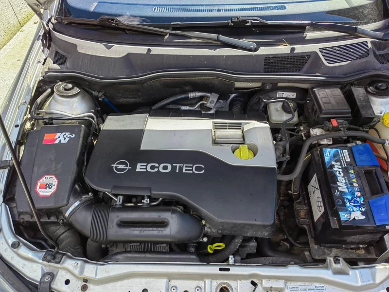 Opel Astra, снимка 9 - Автомобили и джипове - 52724565