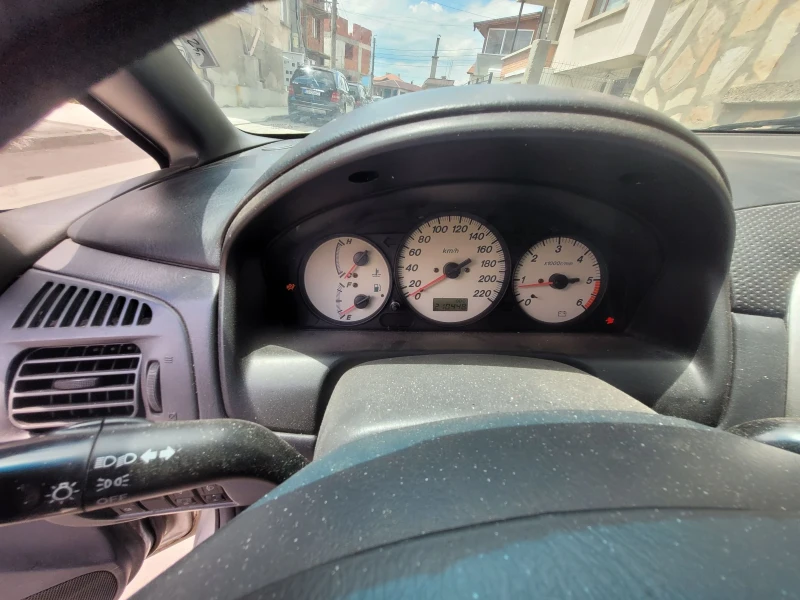 Mazda Premacy 2.0 Diesel, снимка 7 - Автомобили и джипове - 52581627