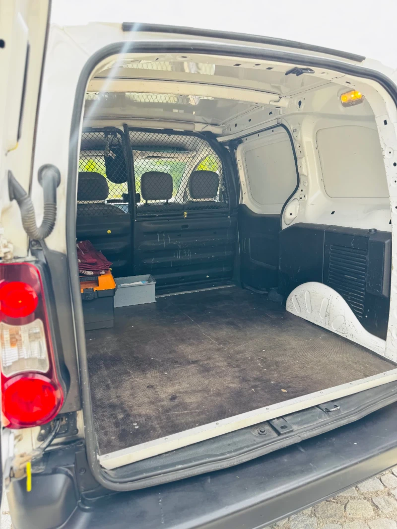 Citroen Berlingo 1.6 HDI, снимка 6 - Автомобили и джипове - 51197485