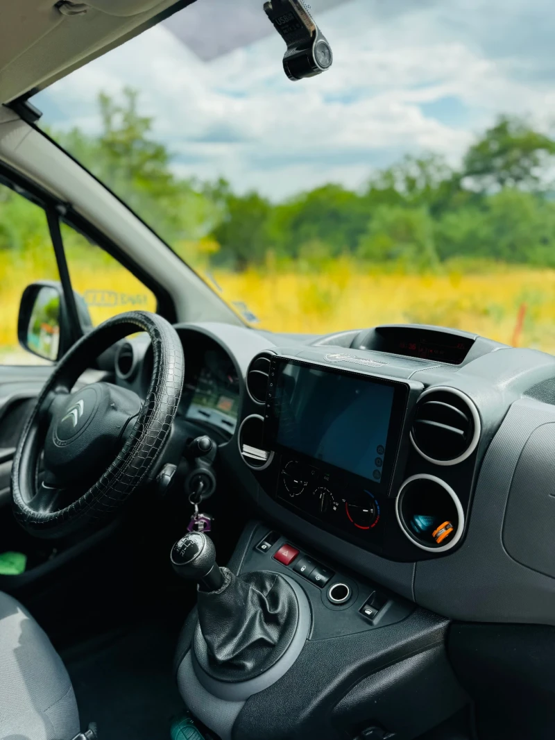 Citroen Berlingo 1.6 HDI, снимка 8 - Автомобили и джипове - 51197485