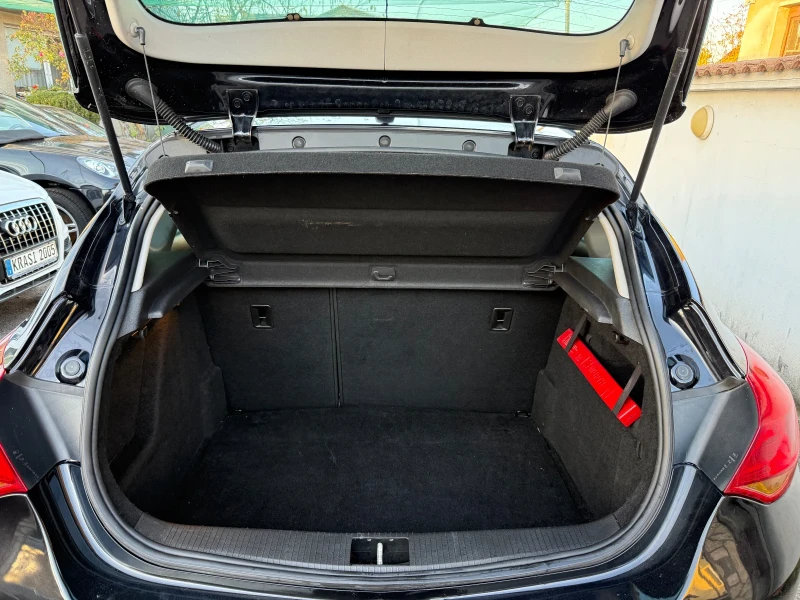 Opel Astra 1.6I 116HP , снимка 16 - Автомобили и джипове - 52426323