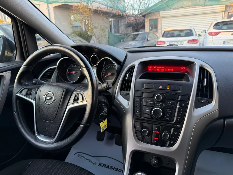 Opel Astra 1.6I 116HP , снимка 11 - Автомобили и джипове - 52426323