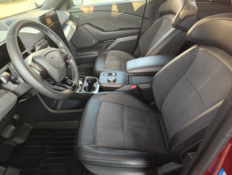 Ford Mustang Mach-E GT performance , снимка 10 - Автомобили и джипове - 52862095