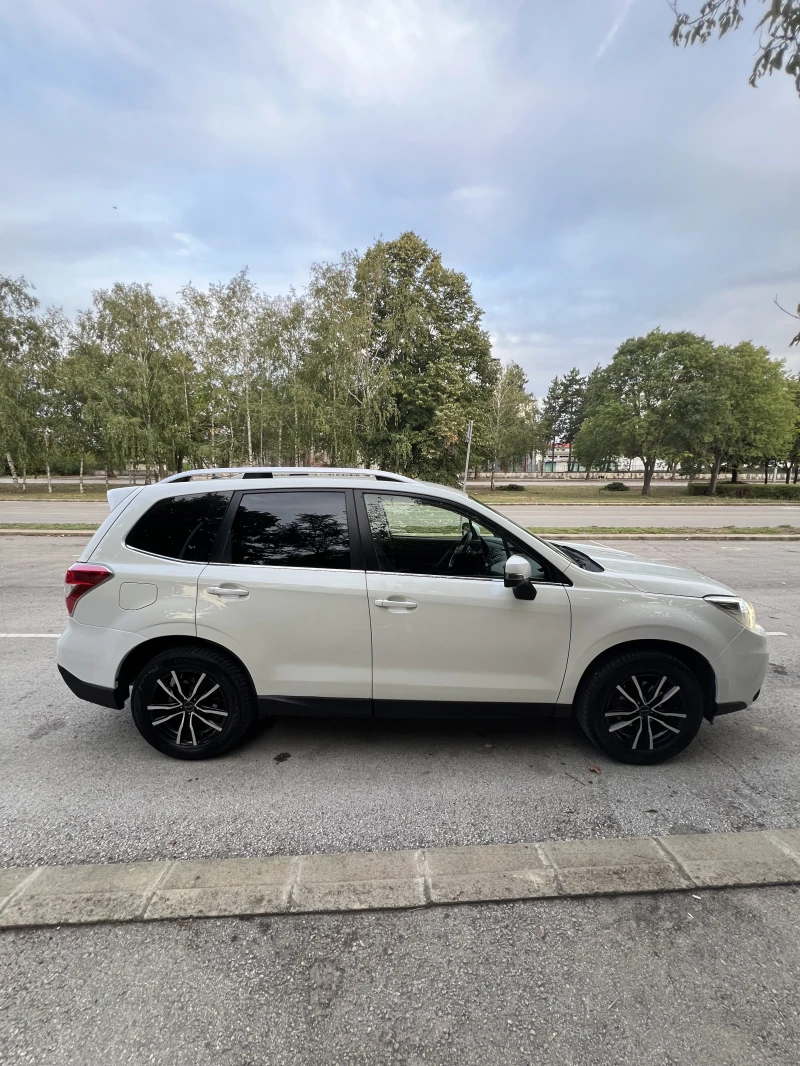 Subaru Forester LPG, снимка 4 - Автомобили и джипове - 53485283