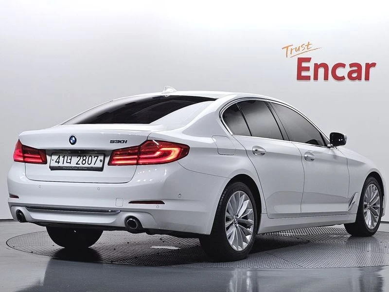 BMW 530 530I Luxury Plus, снимка 3 - Автомобили и джипове - 55505393