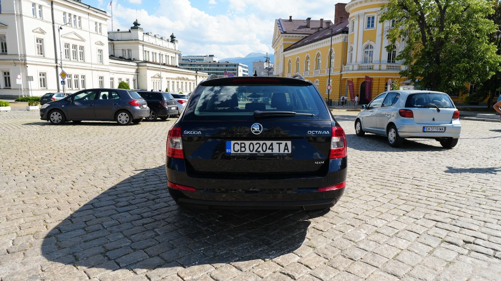 Skoda Octavia 2.0-184кс-4x4-ДИСТРОНИК - изображение 6