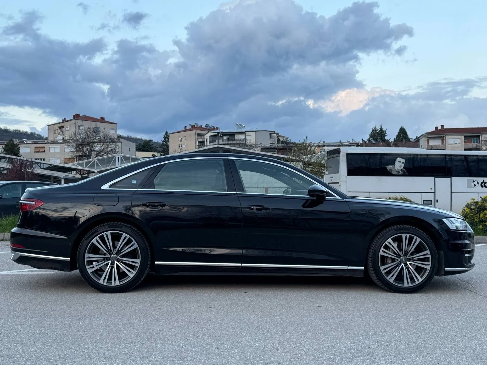 Audi A8 50 TDI quattro - изображение 3