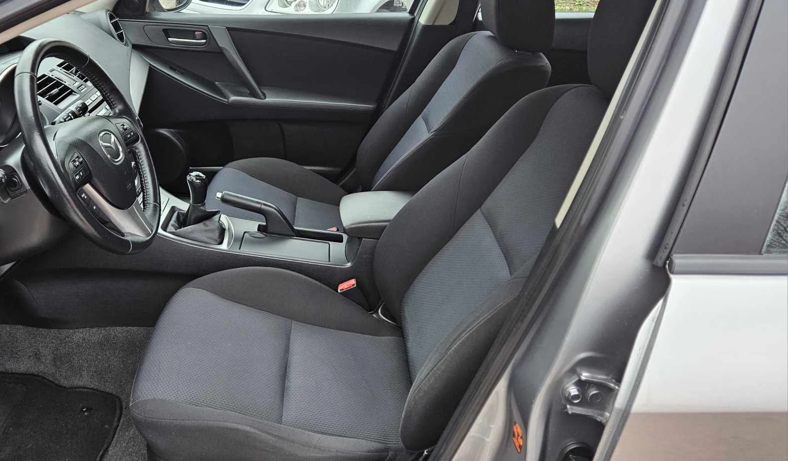 Mazda 3 1.6 HDI - изображение 9
