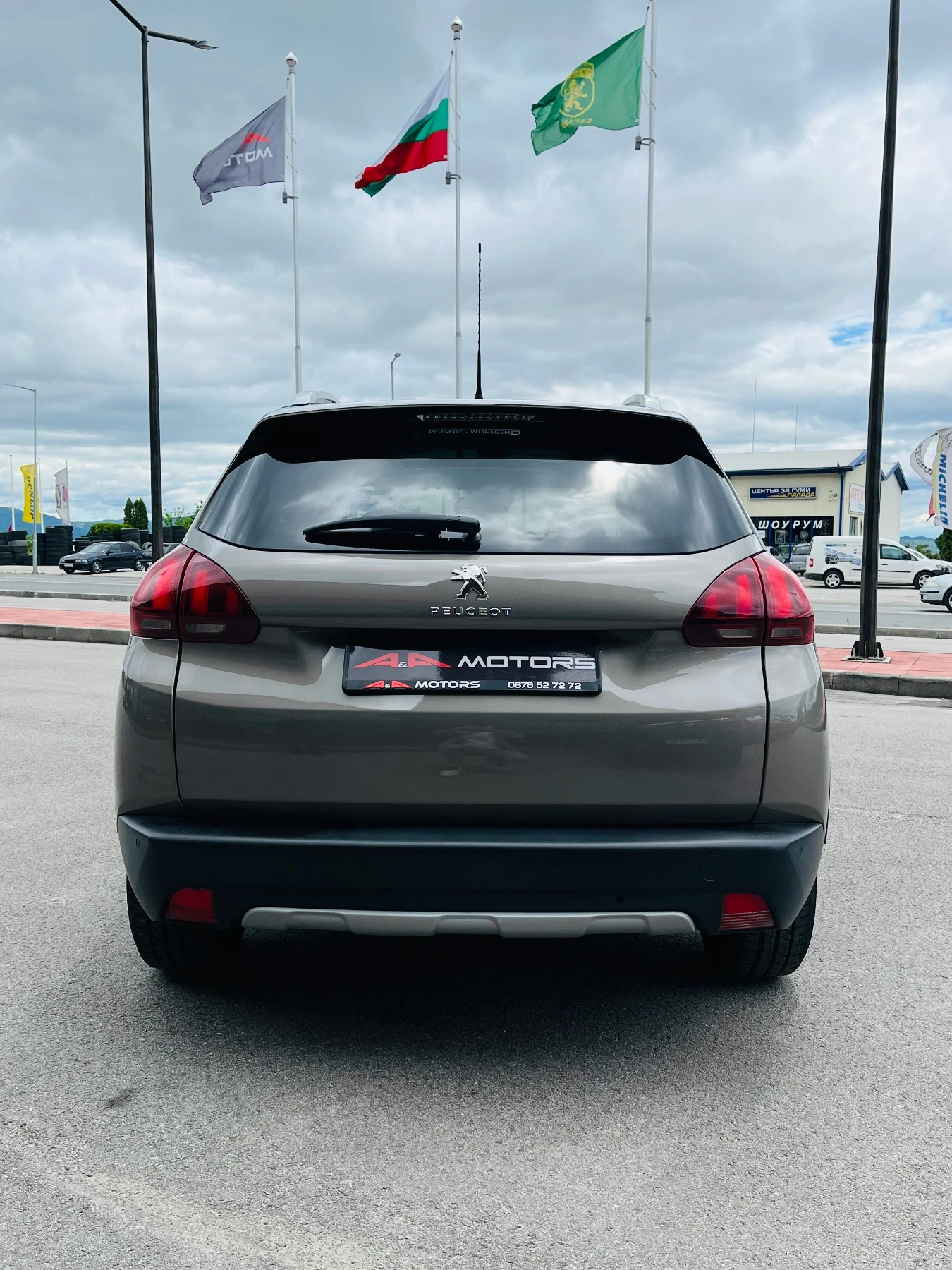Peugeot 2008 АВТОМАТИК;40000км;КОЖА;ПОДГРЕВ;ПАНОРАМА - изображение 3