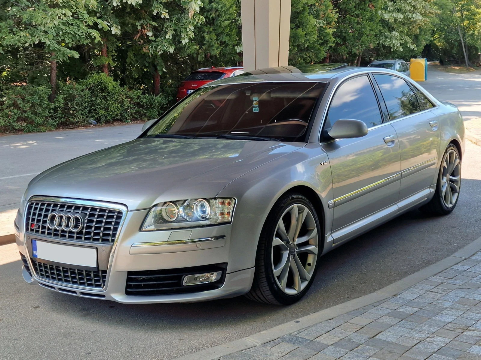 Audi A8 S8 PACK 335кс - изображение 3