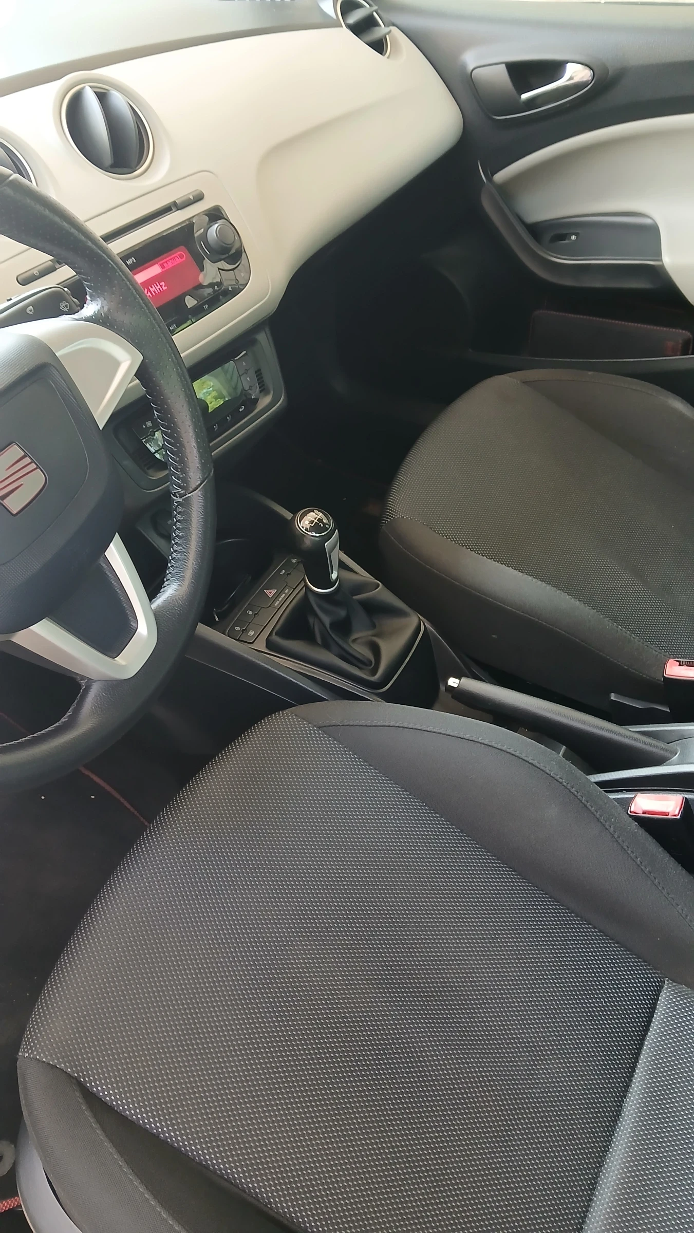 Seat Ibiza 1.9 tdi 105 unikat - изображение 7