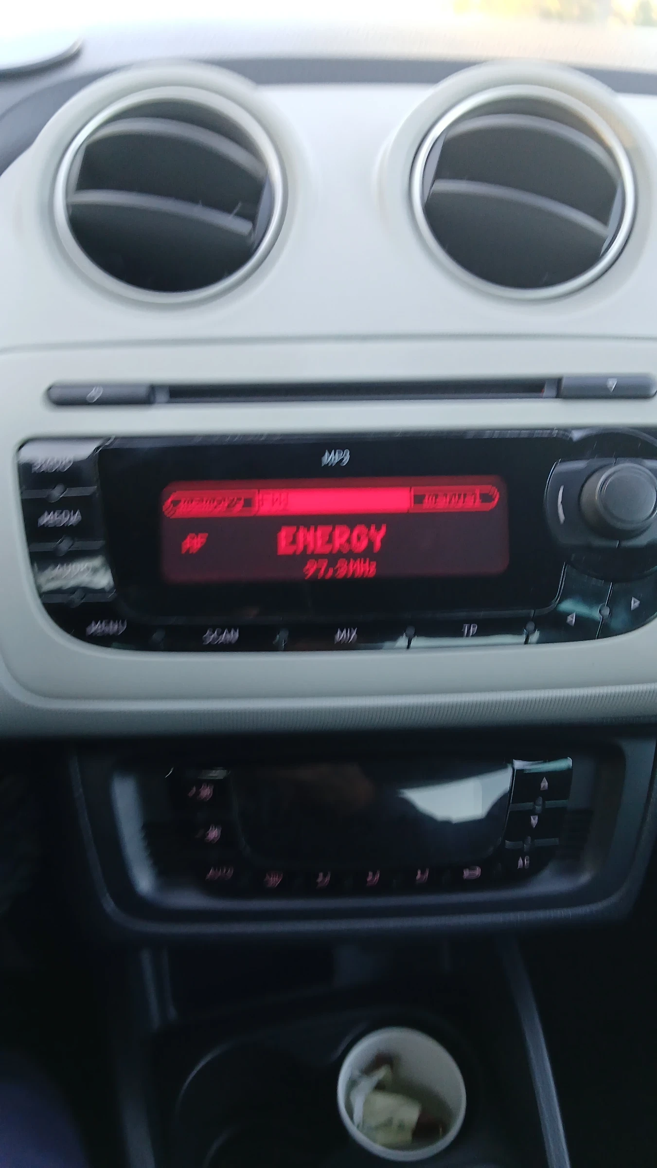 Seat Ibiza 1.9 tdi 105 unikat - изображение 10