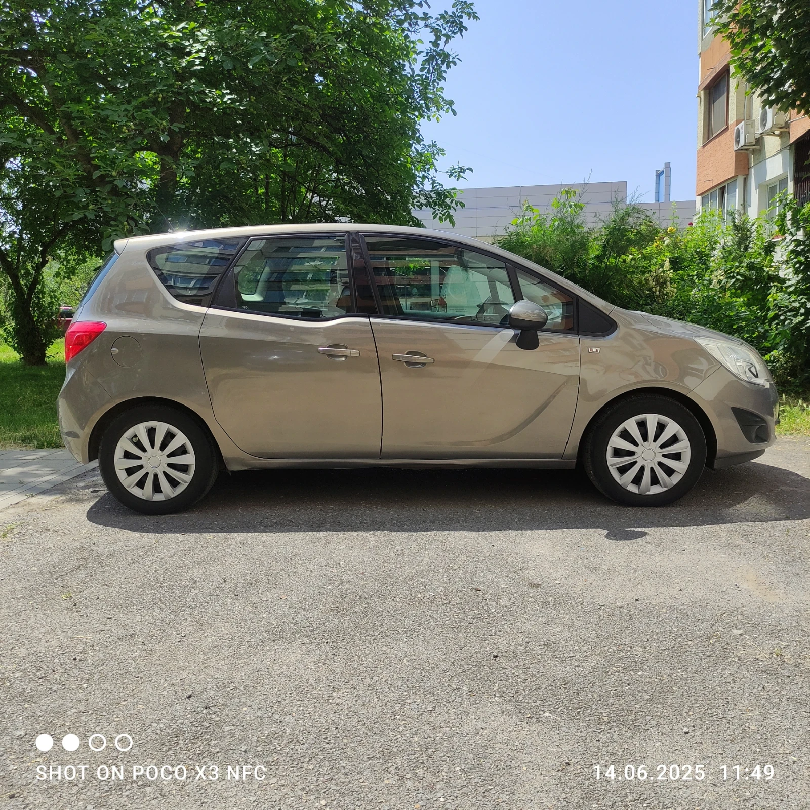 Opel Meriva 1.4  16v блутут, хендсфри, аукс, автопилот - изображение 4