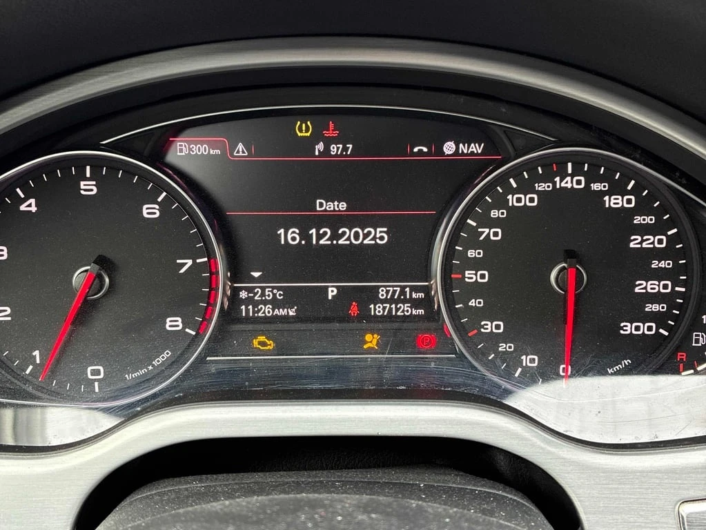 Audi A8 * Premium * CARFAX * ЦЕНА ДО БГ - изображение 8