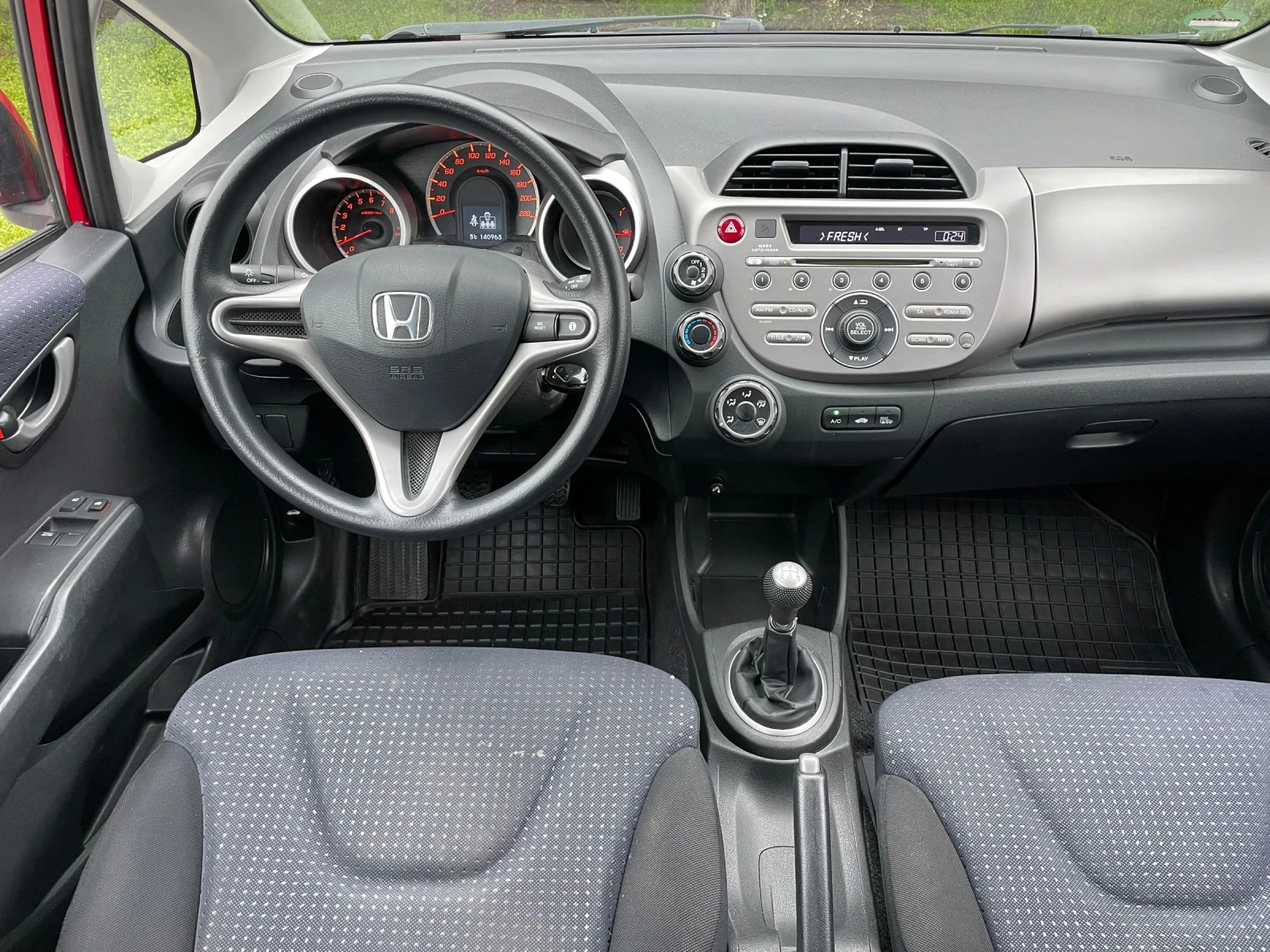 Honda Jazz 1.2i 90�.�. ����� �������� | Mobile.bg � ����������� 10
