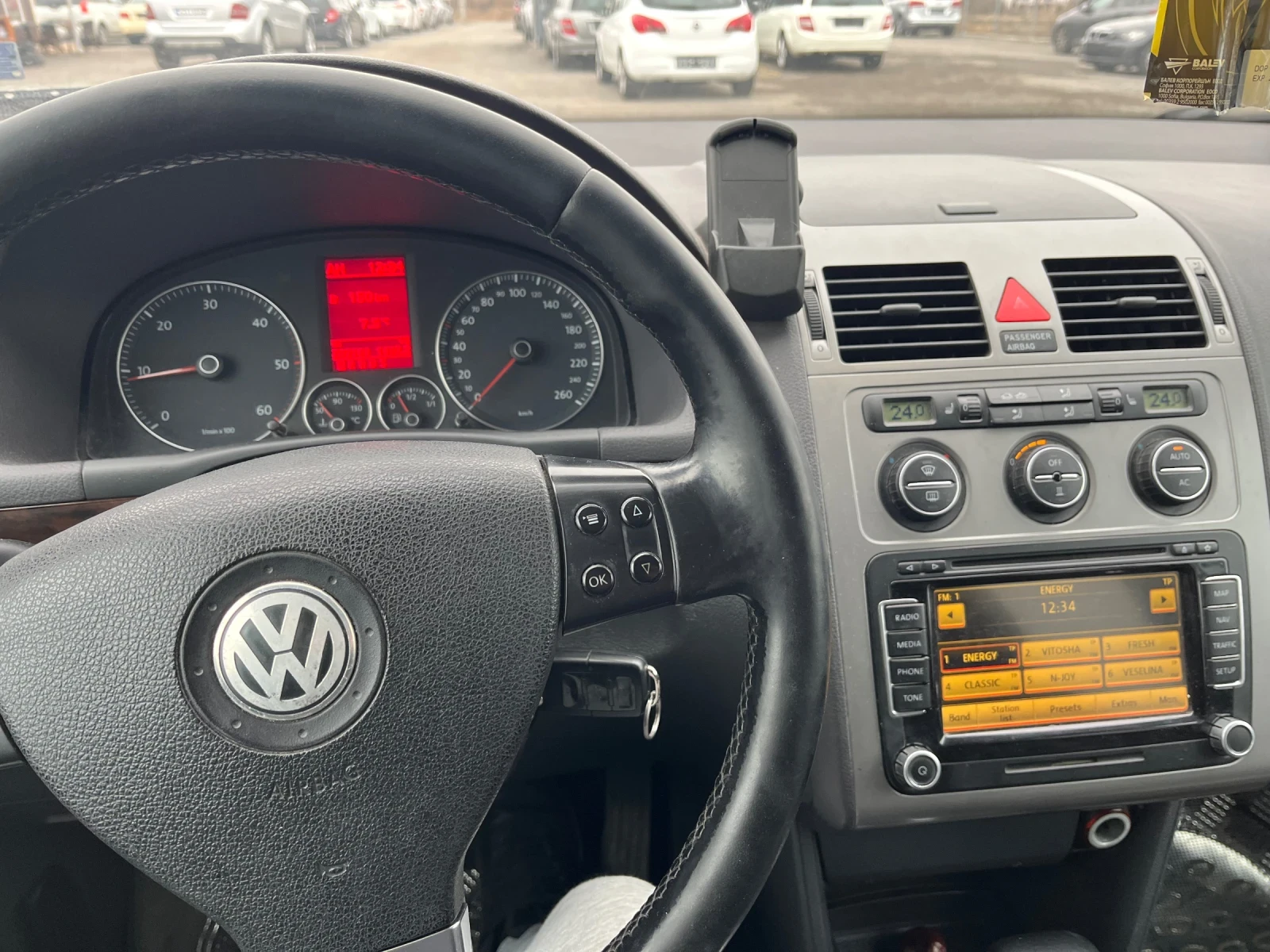 VW Touran 2.0 tdi 140 k.c. BMM - изображение 3