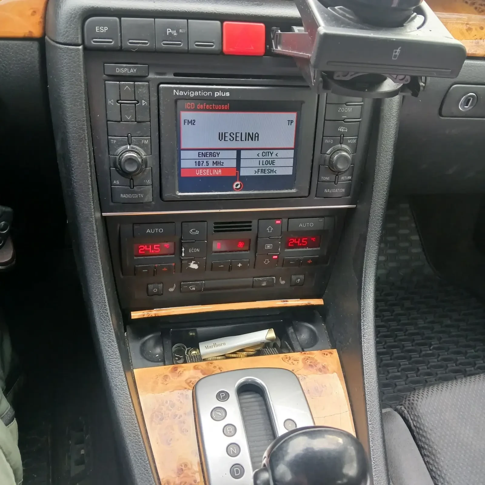 Audi A4, снимка 2 - Автомобили и джипове - 53727995