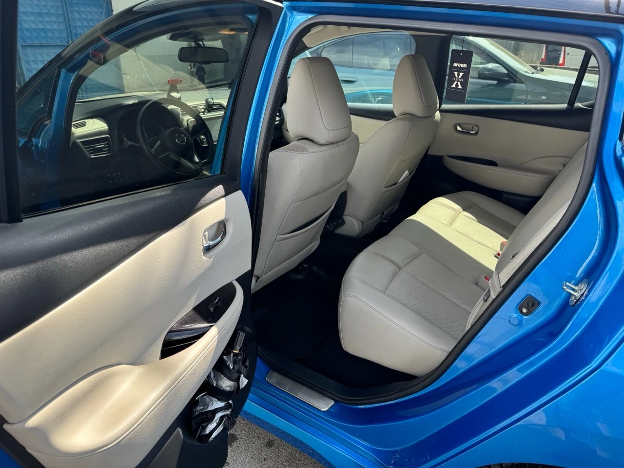 Nissan Leaf  TEKNA, снимка 8 - Автомобили и джипове - 53859679