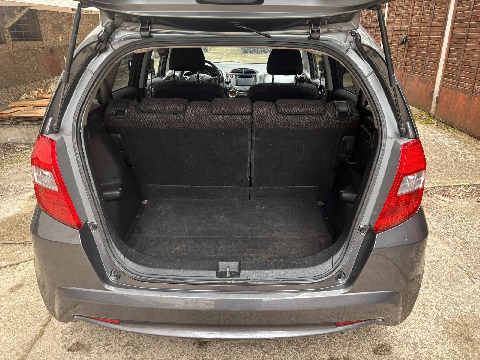 Honda Jazz 1.4 i-VTEC (99 Hp), снимка 12 - Автомобили и джипове - 54264057