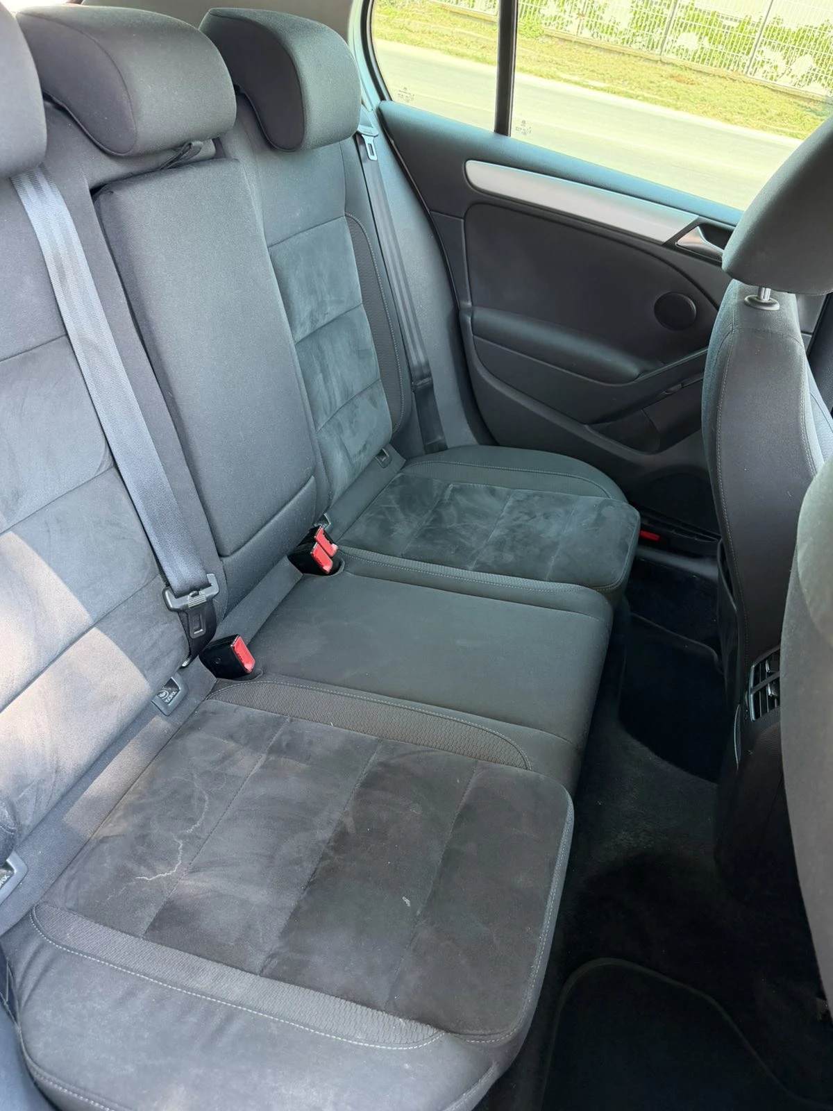 VW Golf 2.0 TDI, снимка 11 - Автомобили и джипове - 55100977