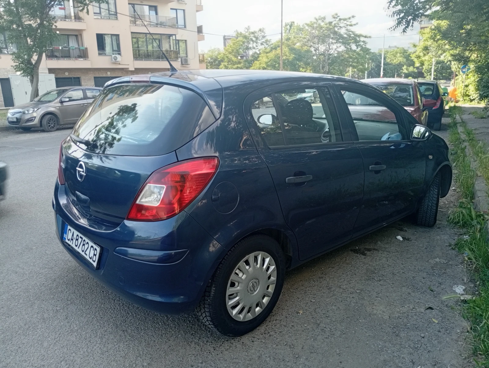 Opel Corsa 1.2i газ инжекцион , снимка 3 - Автомобили и джипове - 55418791