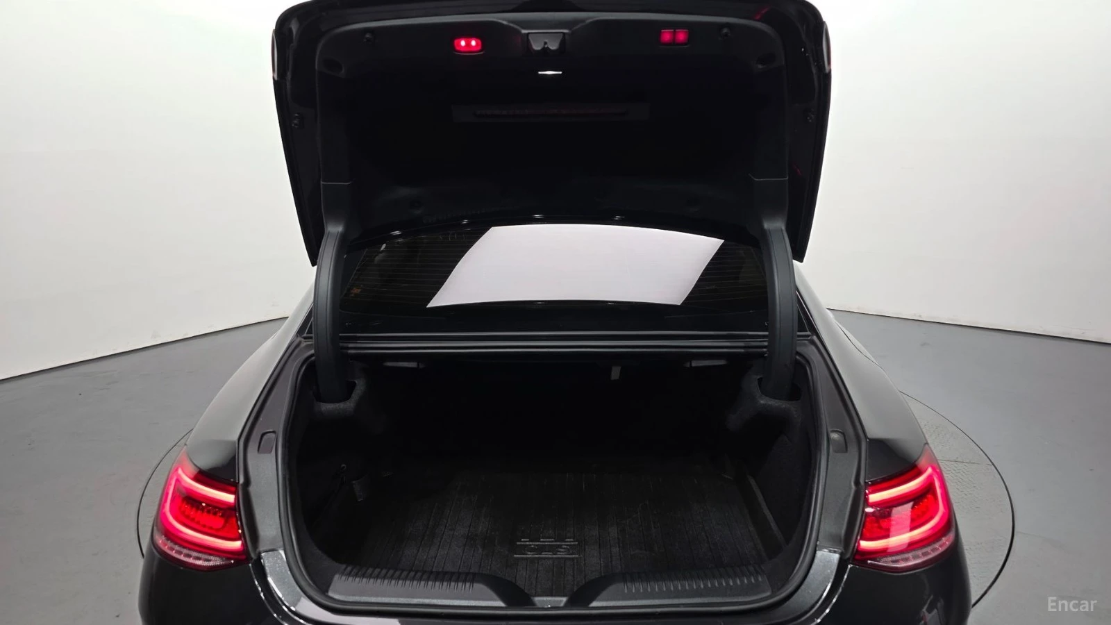 Mercedes-Benz CLS 400 4MATIC/AMG-LINE/FULL-ASSISTS/BURMESTER/SUNROOF, снимка 16 - Автомобили и джипове - 55660348