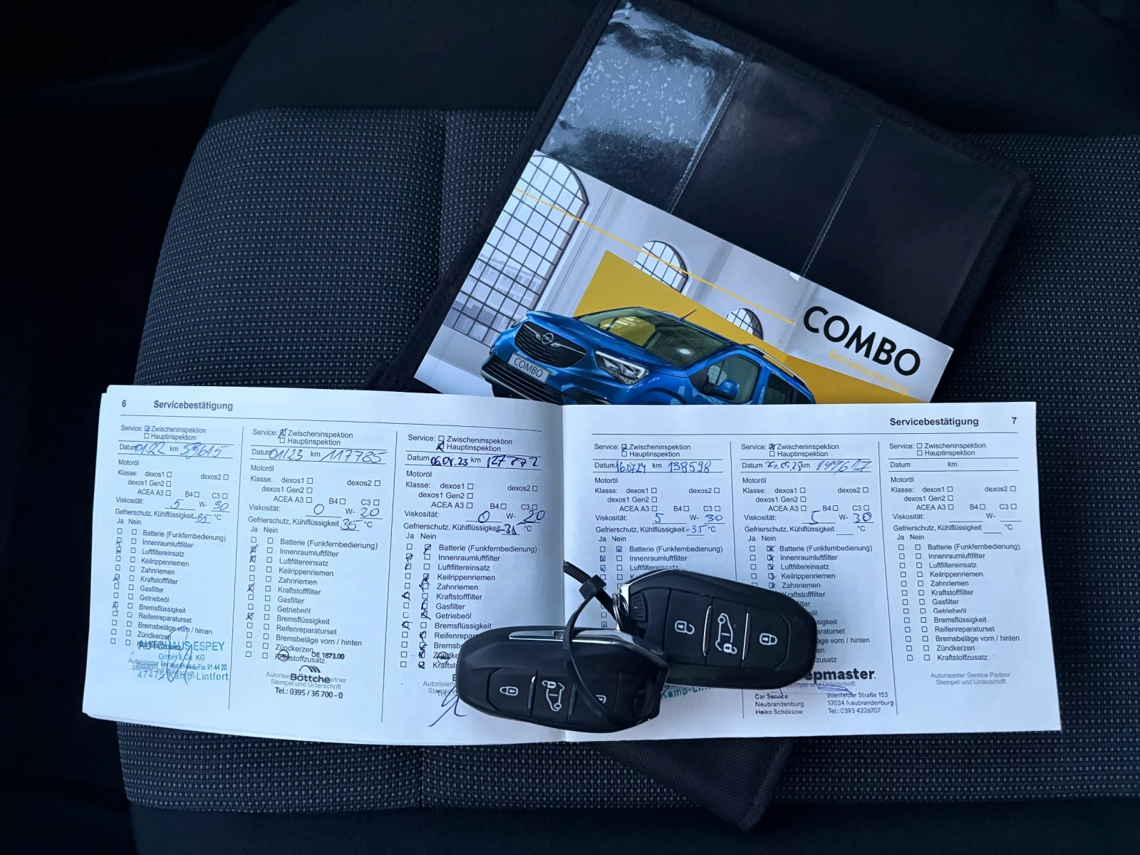 Opel Combo 1.5 CDTI Maxi Automatik , снимка 15 - Автомобили и джипове - 56363226