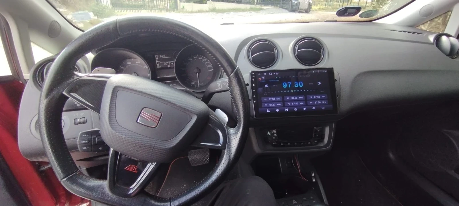 Seat Ibiza Bocanegra, снимка 6 - Автомобили и джипове - 56604692