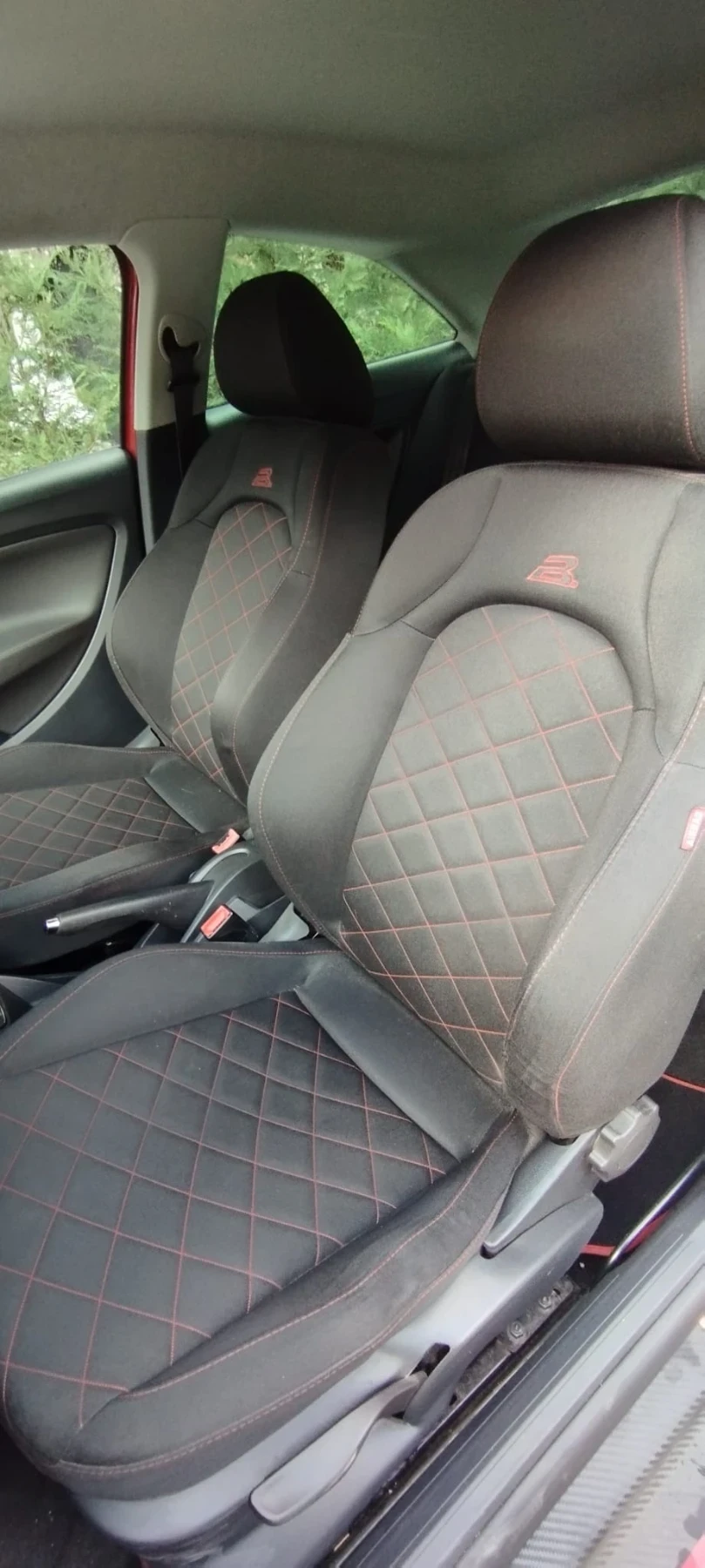 Seat Ibiza Bocanegra, снимка 8 - Автомобили и джипове - 56604692