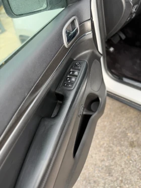 Jeep Grand cherokee 3.6 4x4 бензин гас обслужен, снимка 17