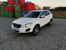 Volvo XC60 2.4D3 4x4, снимка 1