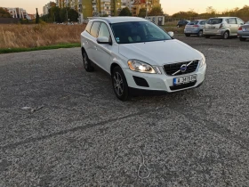 Volvo XC60 2.4D3 4x4, снимка 3