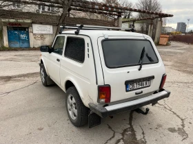 Lada Niva 1.7i - уникат 71000км., снимка 8