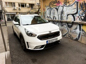 Kia Niro  Kia Niro Hybrid-FULL EXTRAS-Панорама-JBL-Камера 