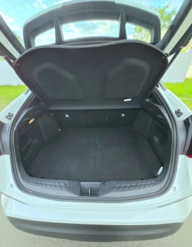 Toyota C-HR 1, 8 Hybrid  | Mobile.bg � ����� ������ 10