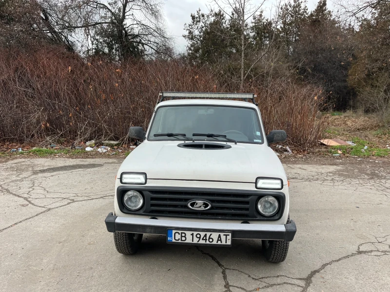 Lada Niva 1.7i - уникат 71000км., снимка 2 - Автомобили и джипове - 48321076