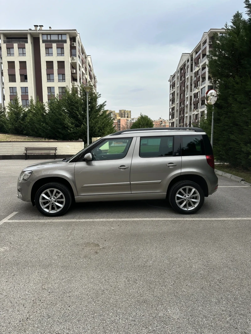 Skoda Yeti 2.0 150 FACELIFT , снимка 4 - Автомобили и джипове - 49466913